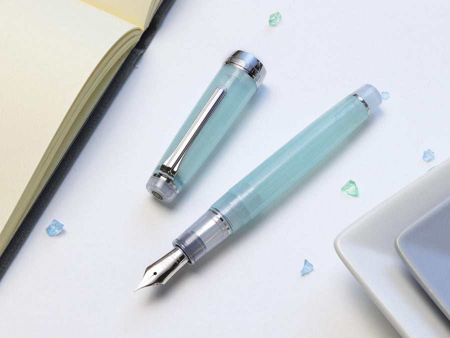 Frozen Sake Fountain Pen - Wancherpen International