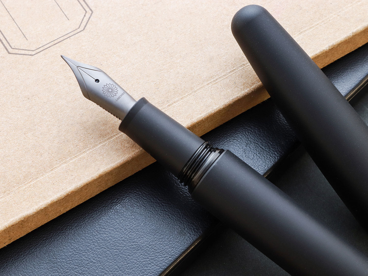 Dream Pen Titanium Black - Wancherpen International