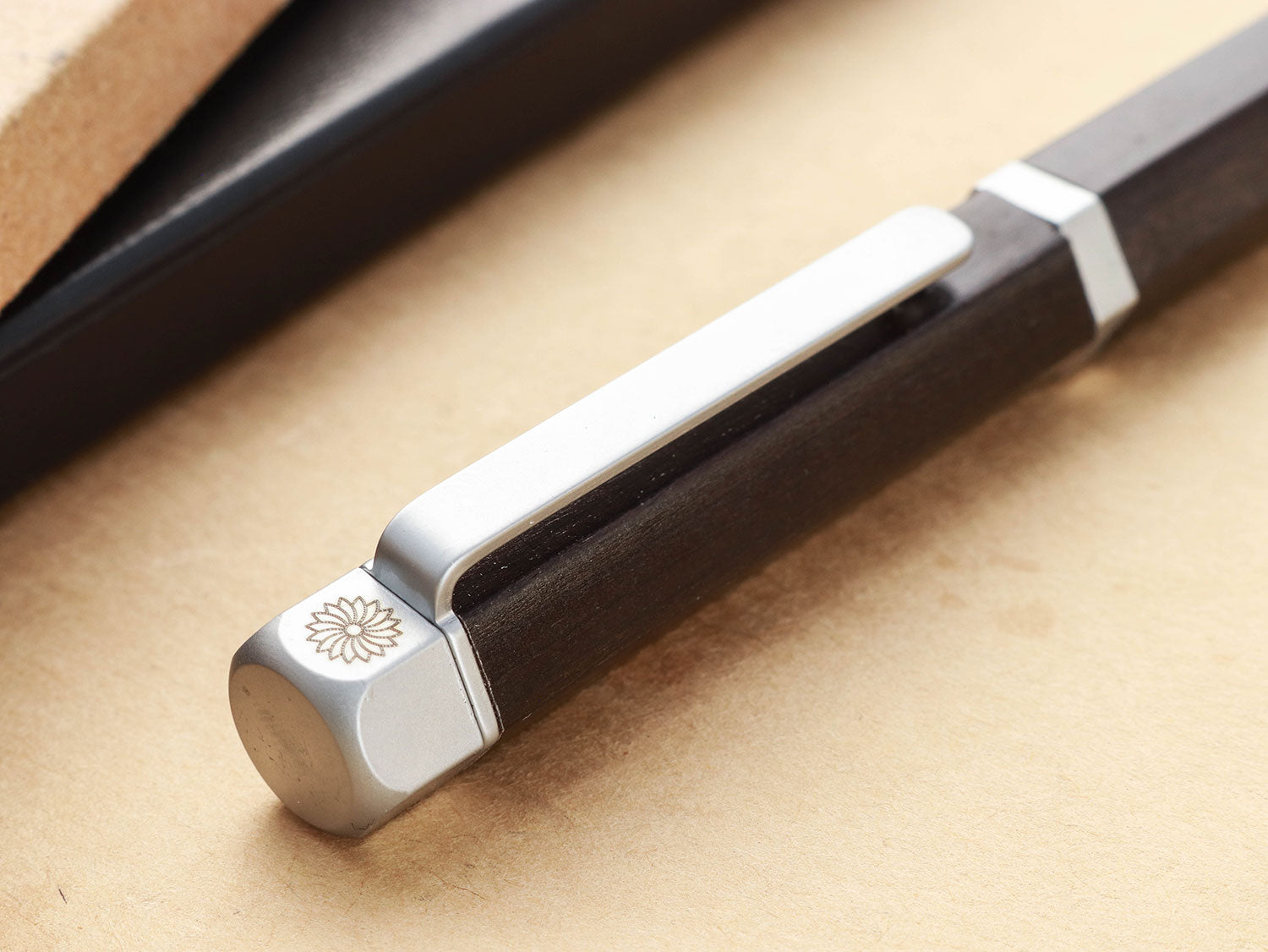 Meiboku Hexagonal Ebony - Wancherpen International