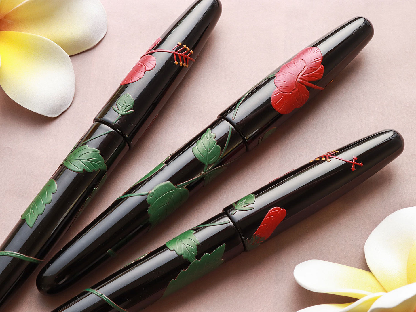 Dream Pen Tsuikin Hibiscus - Urushi Black - Wancherpen International