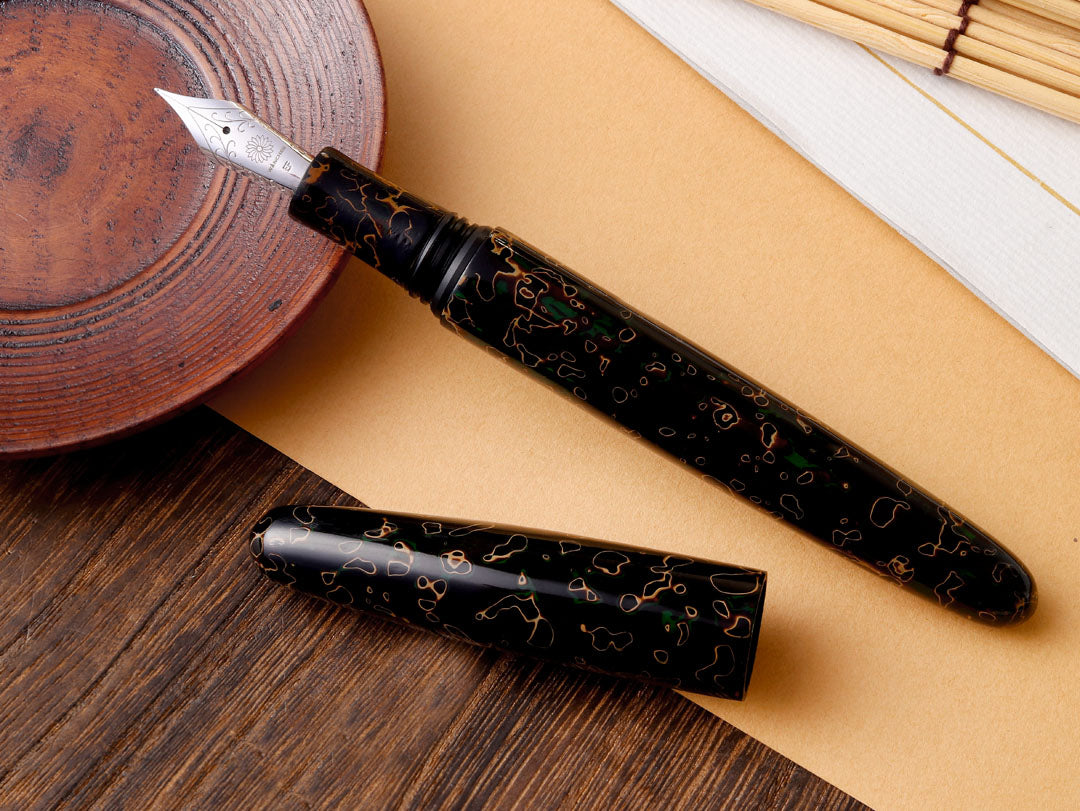 Dream Pen Tsugaru Urushi - Shiro Midori-age - Wancherpen International