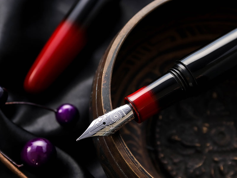 Bokashi Urushi - Solar Eclipse Fountain Pen - Wancher Pen