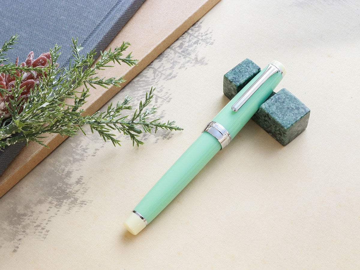 Jade Fountain Pen - Wancherpen International