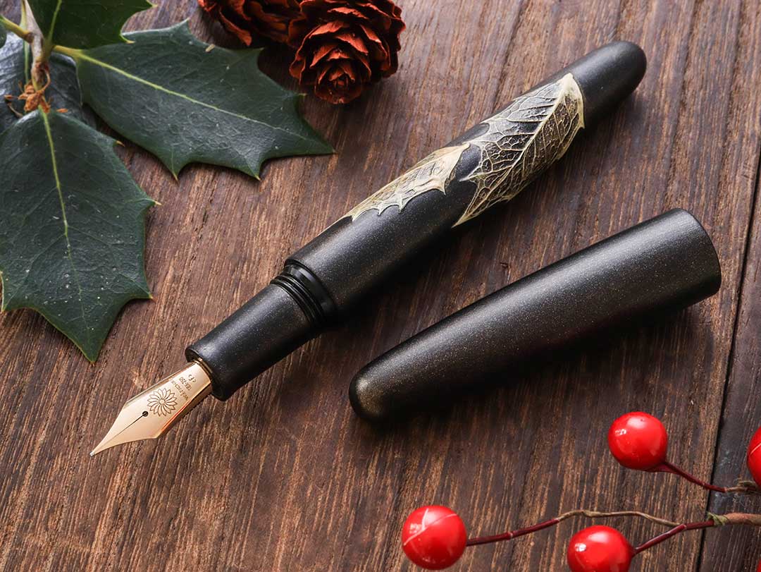 季映 Kiei Urushi - Holly Olive Black Fountain Pen - Wancher Pen