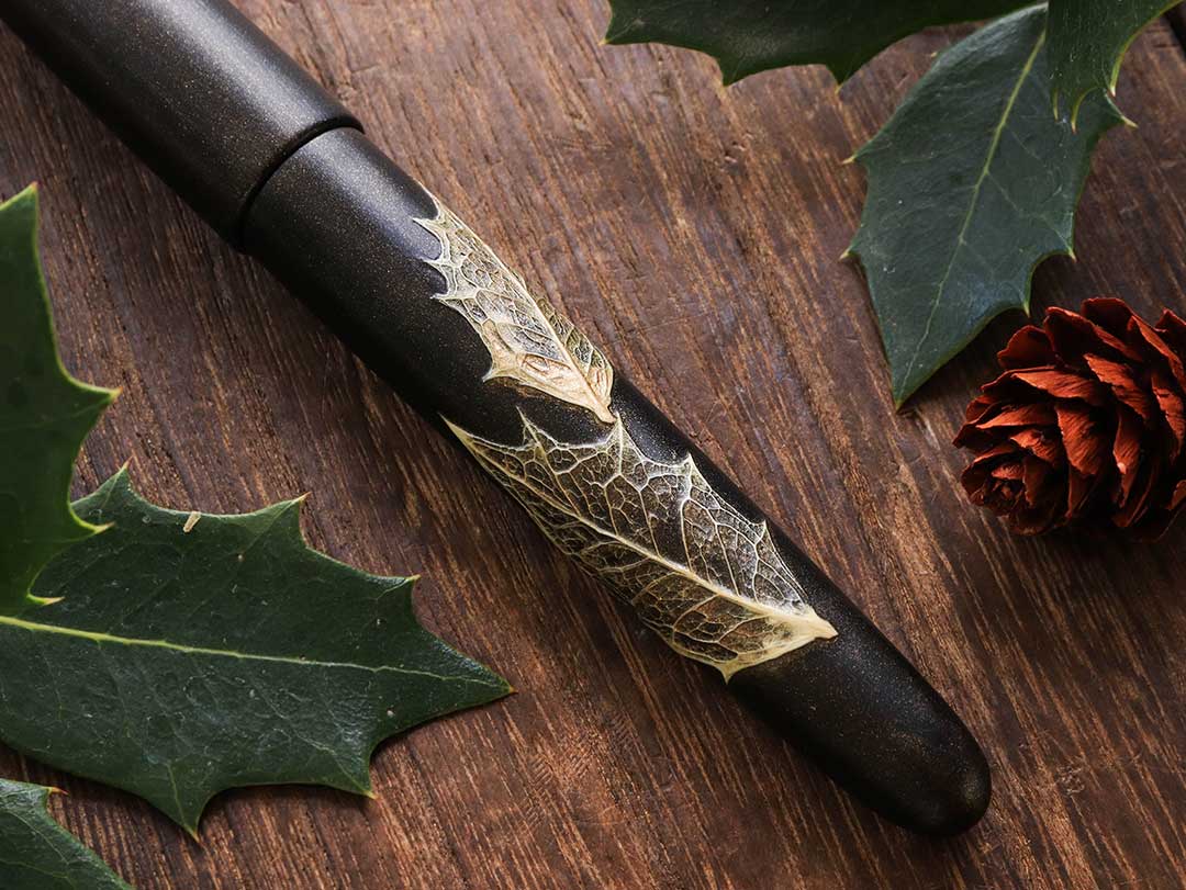 季映 Kiei Urushi - Holly Olive Black Fountain Pen - Wancher Pen