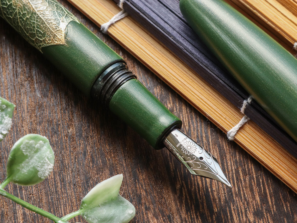 Kiei Urushi - Holly Olive Green - Wancherpen International