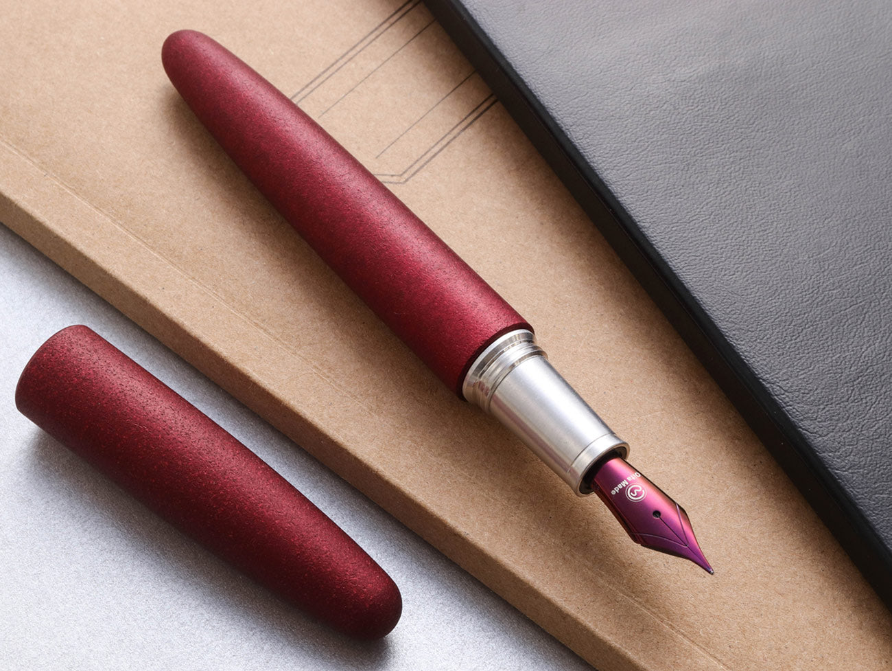 STARDUST - Purple Red - Wancherpen International