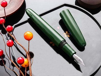 True Urushi - Green - Wancherpen International