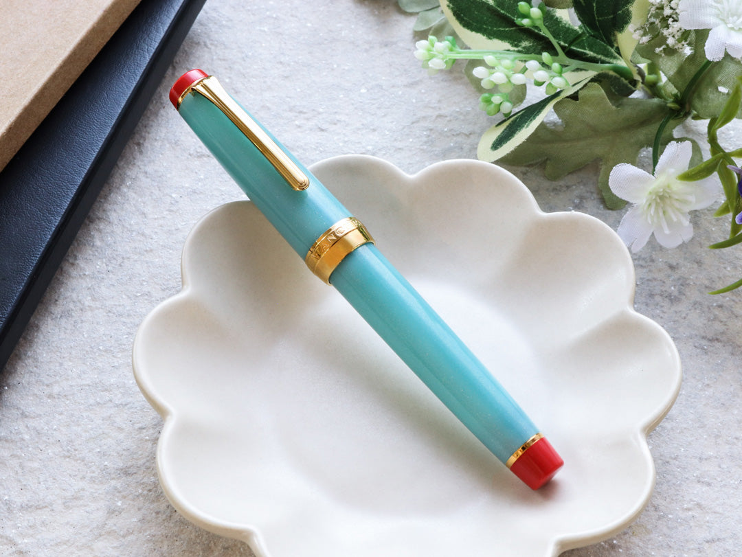 Imari Yaki Fountain Pen - Wancherpen International