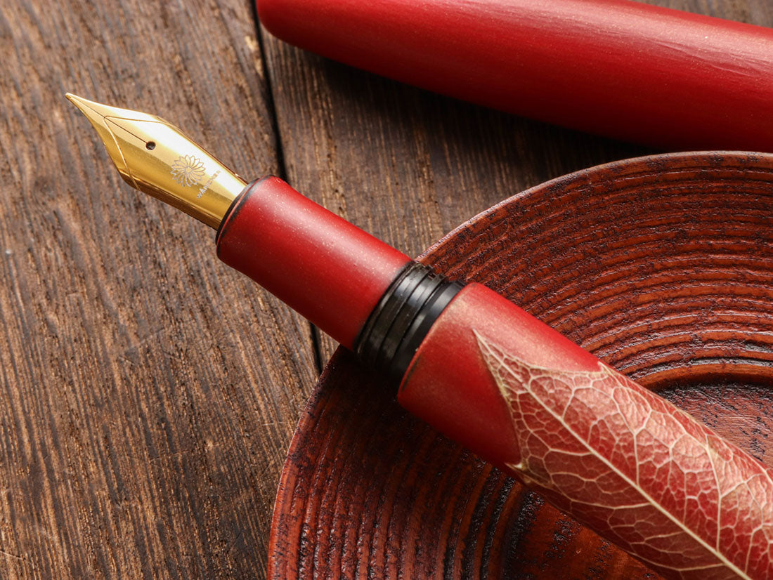 Kiei Urushi - Holly Olive Red - Wancherpen International